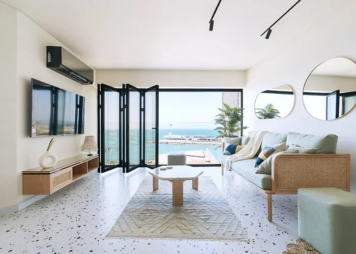 Nabeel Homes - Designer Seaview Condo - 208