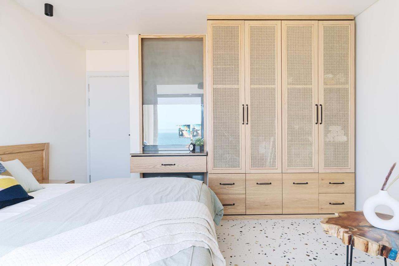 Nabeel Homes - Designer Seaview - 208 Alexandria
