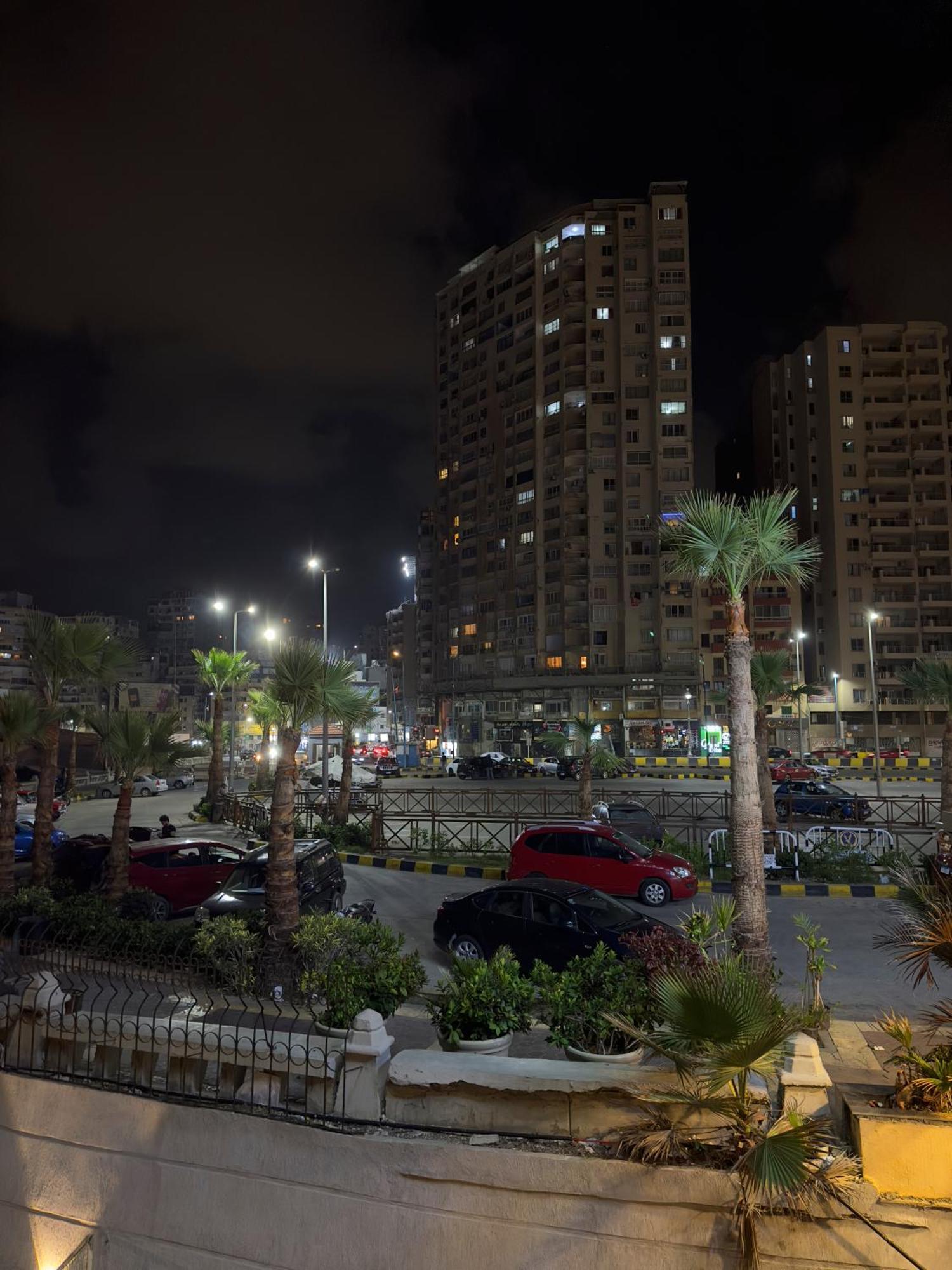 Nabeel Homes - Designer Seaview - 208 Apartment