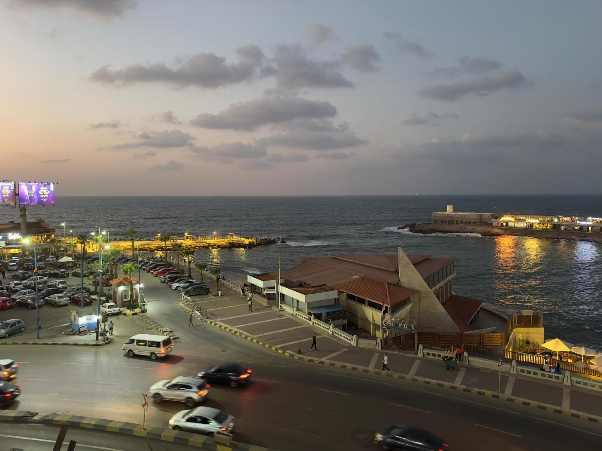 Apartment Nabeel Homes - Designer Seaview - 208 *