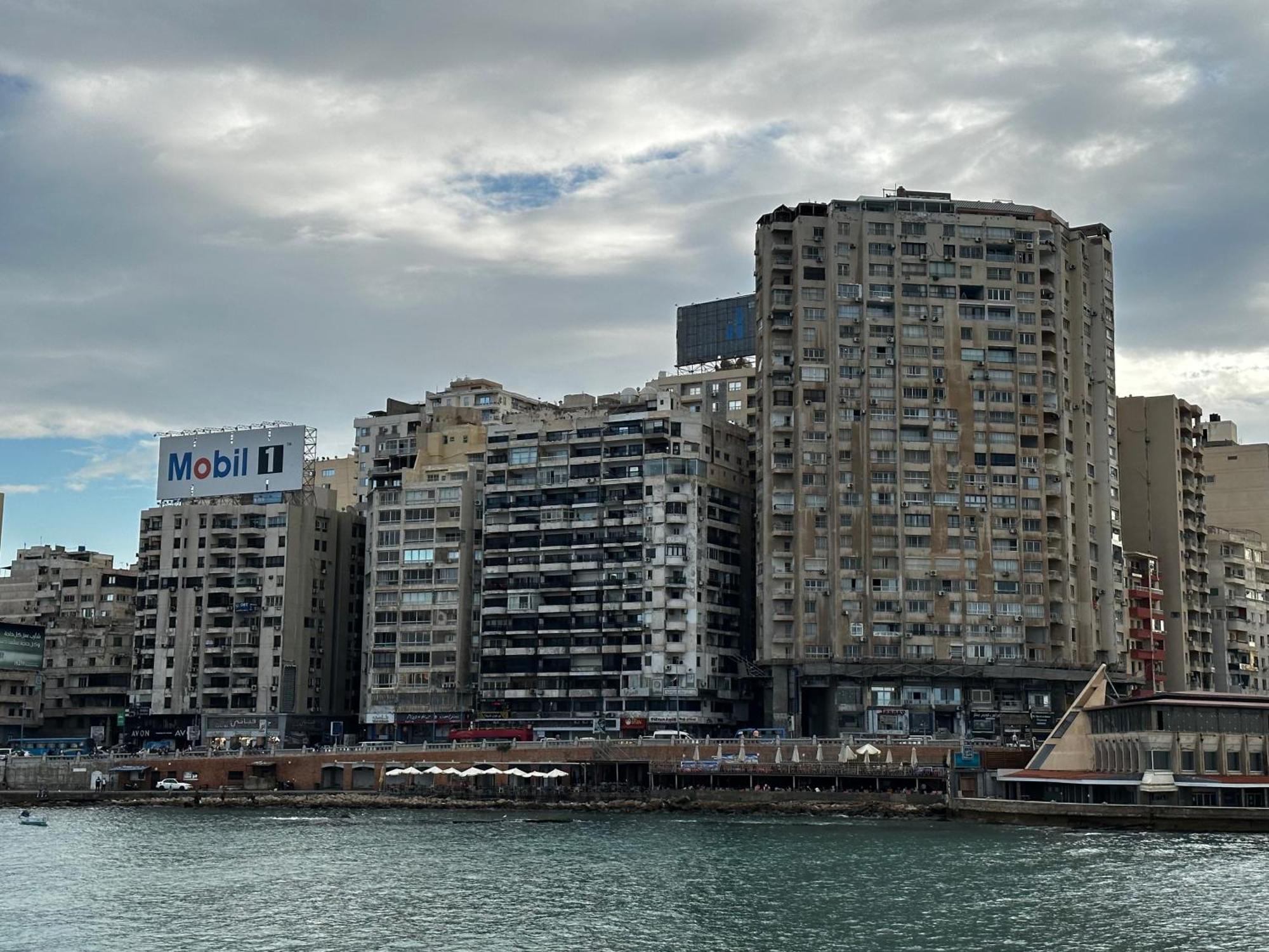 Nabeel Homes - Designer Seaview - 208 * Alexandria