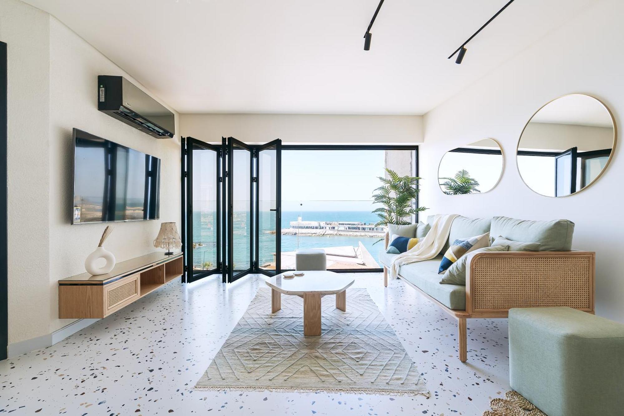 Nabeel Homes - Designer Seaview - 208 Alexandria